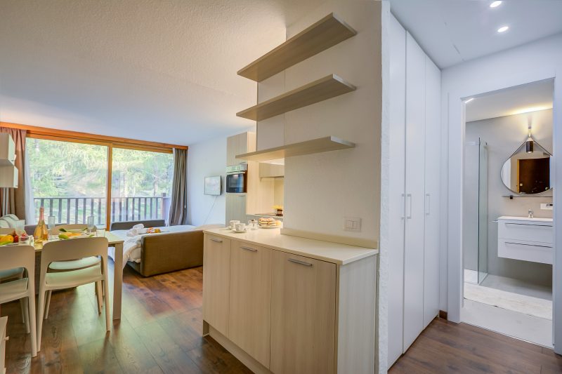 Studio La Finestra Sulle Piste with Balcony and Garage