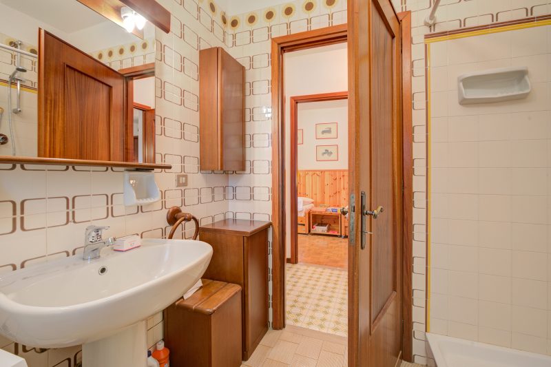 Appartamento Vista Alta with Balcony for 5