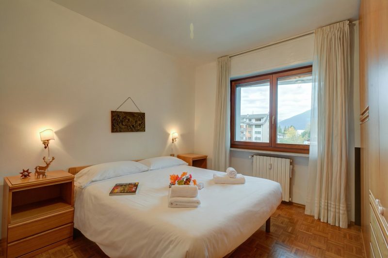 Appartamento Vista Alta with Balcony for 5