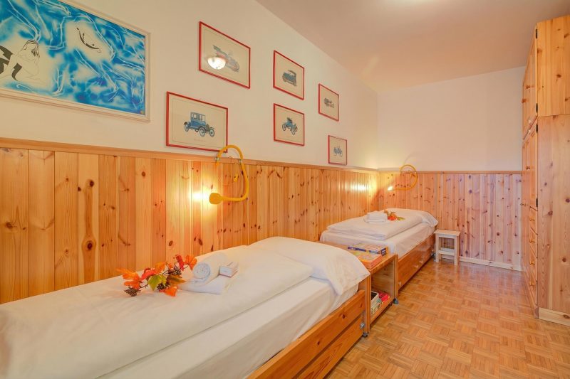 Appartamento Vista Alta with Balcony for 5