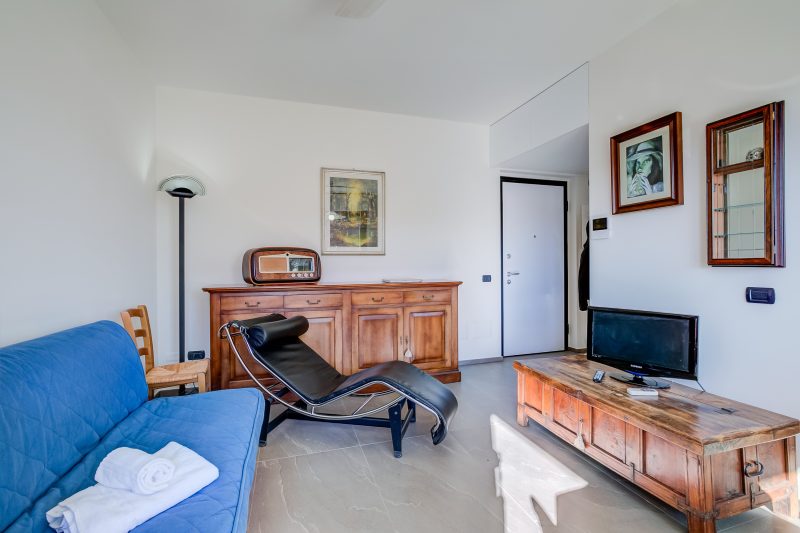 Appartamento Residenza Chiara: Sunny Balcony and Mountain View