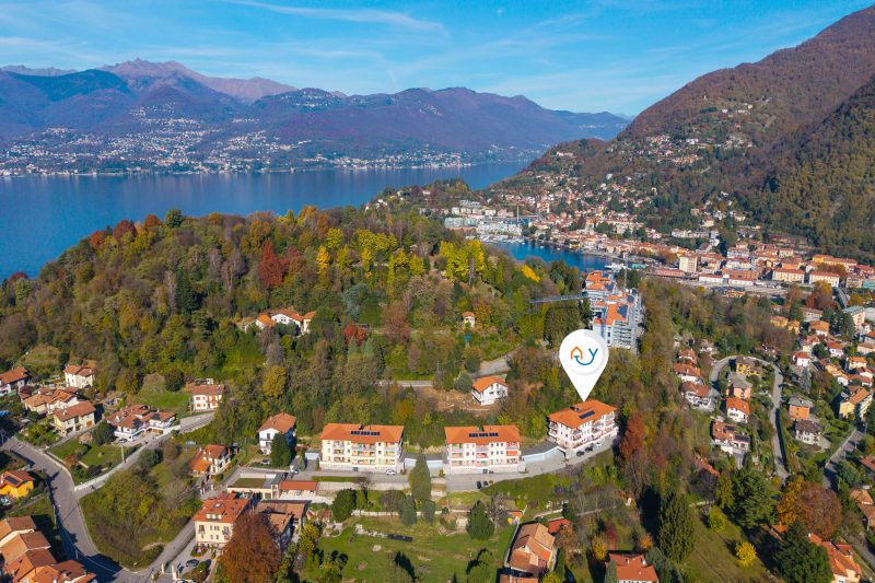 Appartamento Residenza Chiara: Sunny Balcony and Mountain View