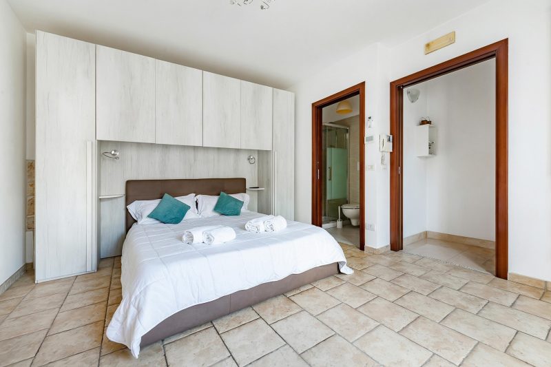 Helios Room 3
