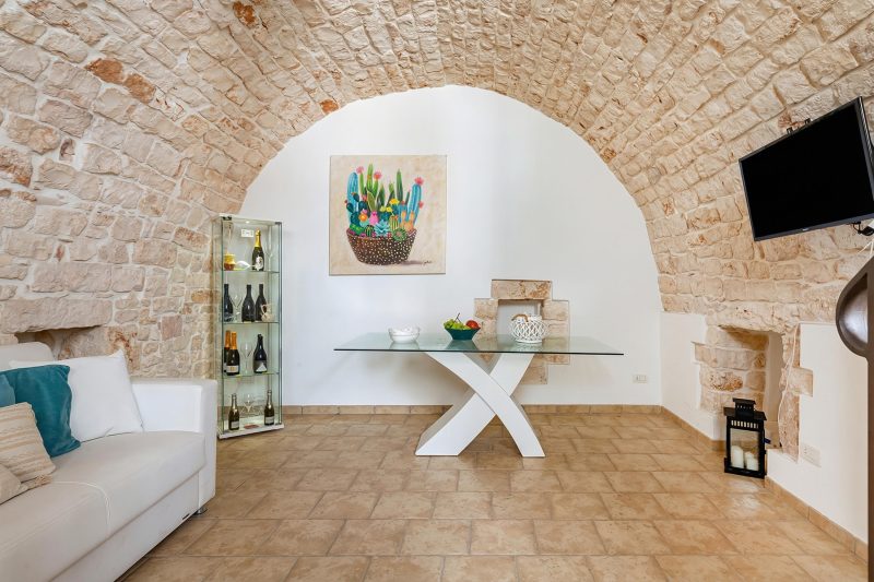 Helios Room 3