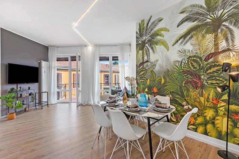Specchio Di Cielo: Apartment with Terrace and AC Arona Center
