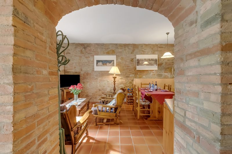 Apartment Ciclamino Shared Pool & Activities in Tuscany