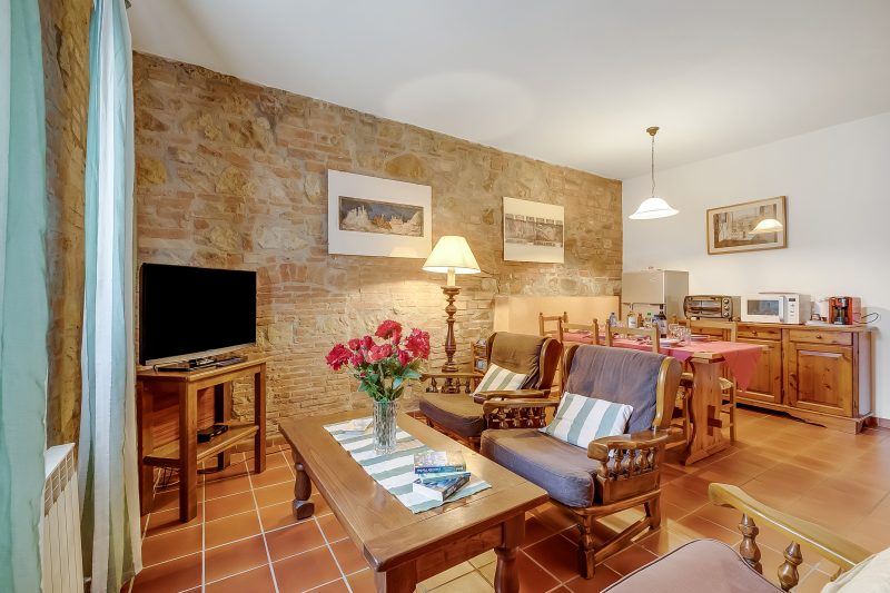Apartment Ciclamino Shared Pool & Activities in Tuscany