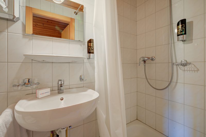 Single Rooms