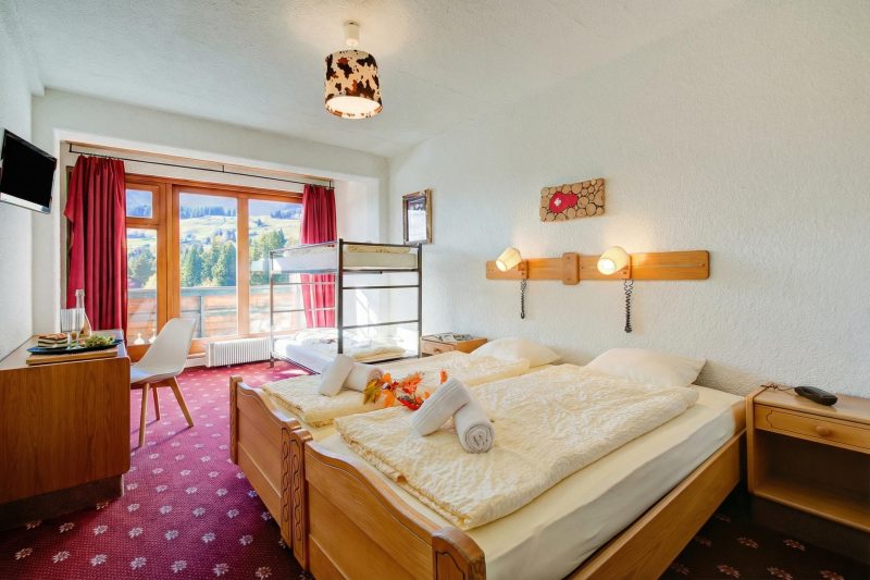 Hotel Relais Alpin Family Room & Balcony8 226