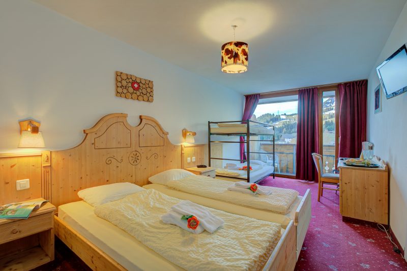 Family Rooms With Balcony