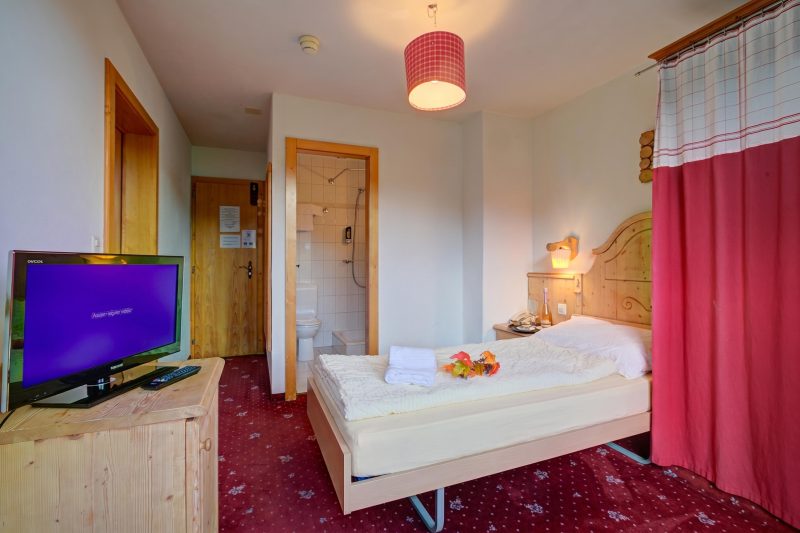 Single Rooms