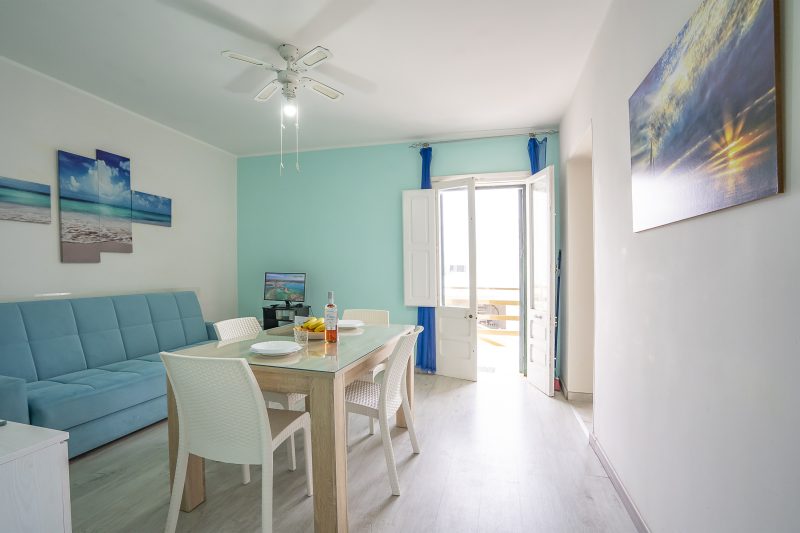 Riva Di Mare Apartment with Balcony Near The Sea