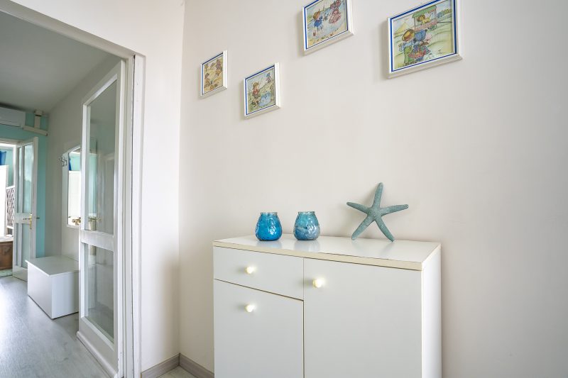 Riva Di Mare Apartment with Balcony Near The Sea