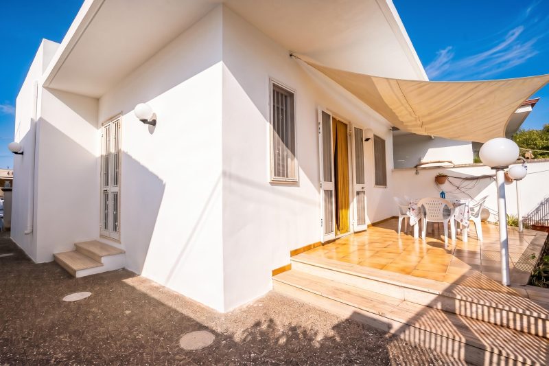 Dimora Del Mare - Villa with Garden near The Sea