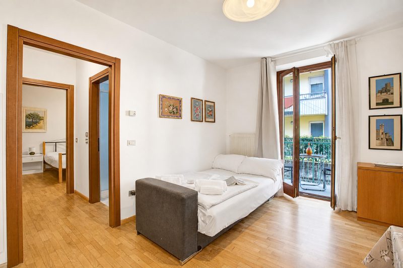 Ardaro 1 - Riva del Garda Apartment with 2 Balconies