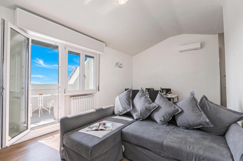 Matta Apartment 400m From The Lake