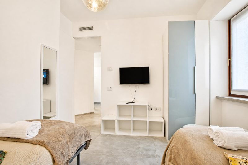 Quiet Oasis In Riva Heart with Balcony Dining