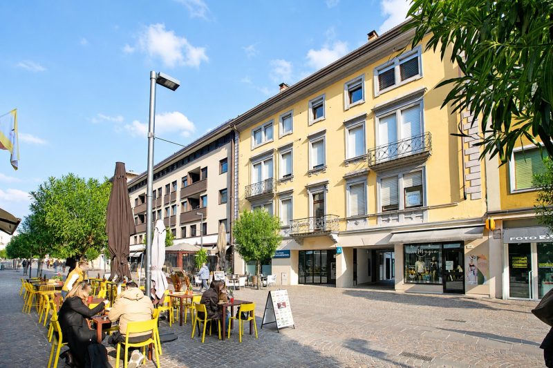 Quiet Oasis In Riva Heart with Balcony Dining