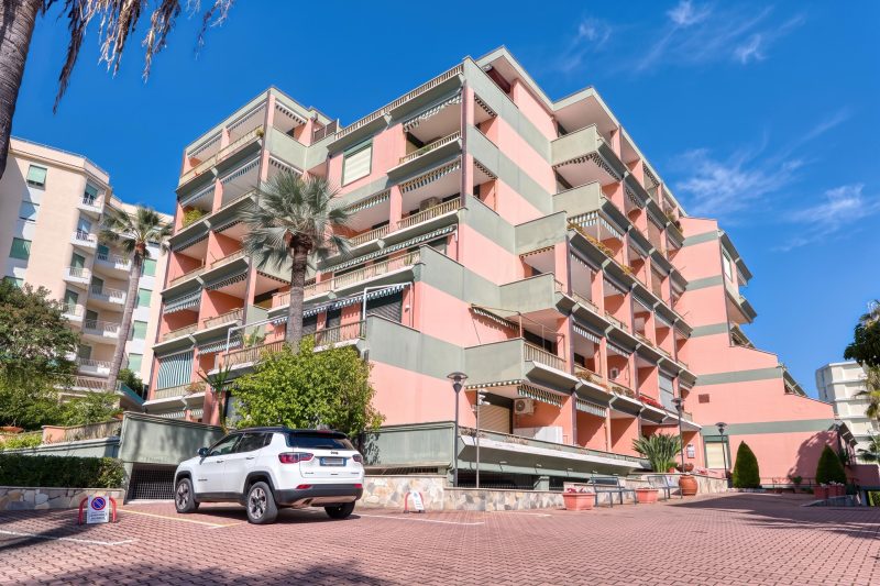 Imperiale Residence Bilocale with Terrace and A/C