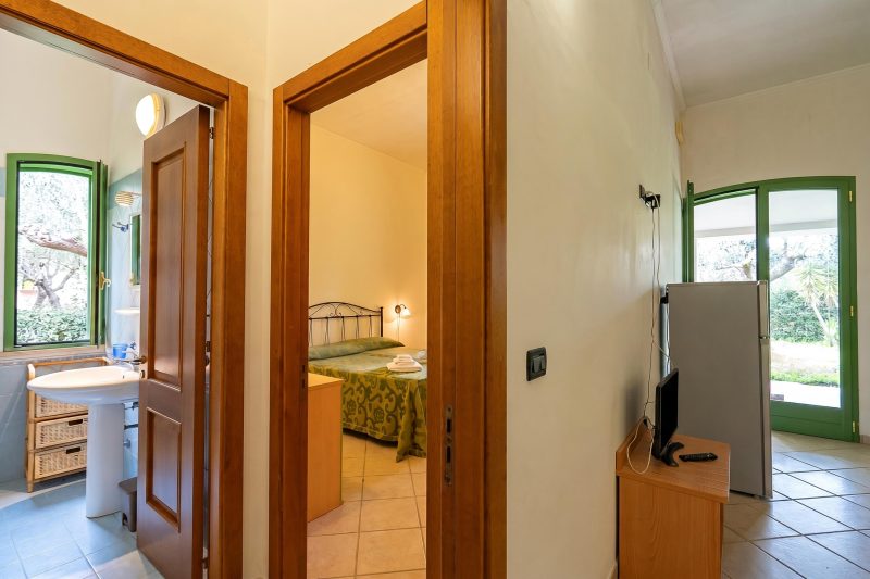 Borgo Primizia B2 Pool and Sea
