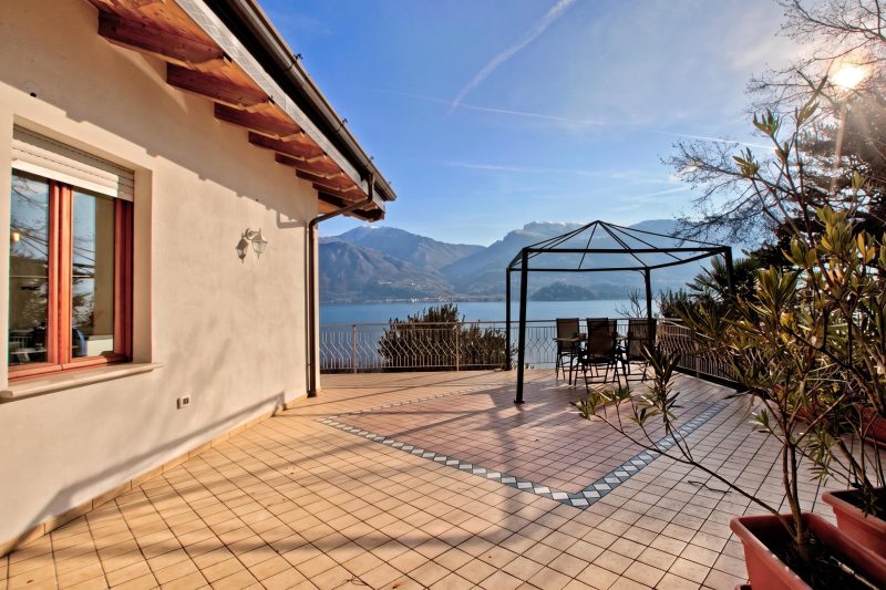 Casa Panorama in Tremosine with View Terrace