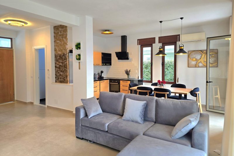 Perla Holiday Villa 150