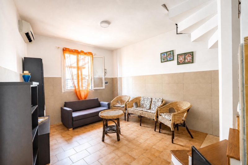 Villino Sole 3 with A/C near Beach & Centre