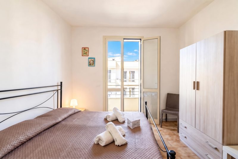 Villino Sole 3 with A/C near Beach & Centre