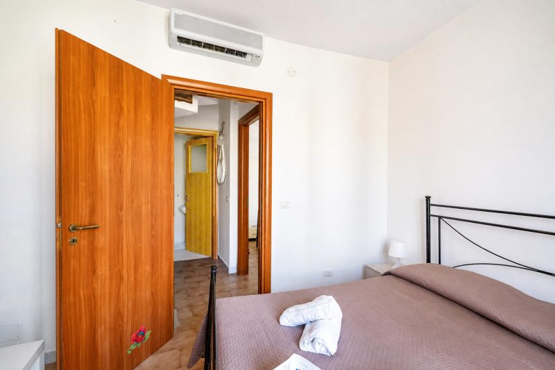 Villino Sole 3 with A/C near Beach & Centre