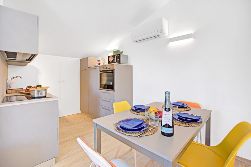 Appartamento Lola - 1 Km To The Beach