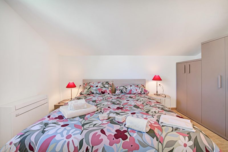 Appartamento Lola - 1 Km To The Beach