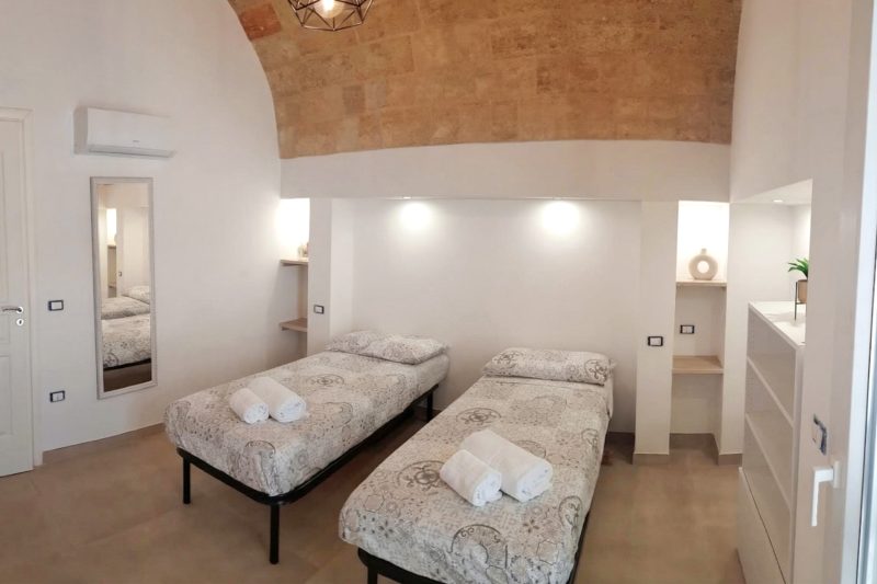 Villa Pescoluse with Private Pool and Sea View