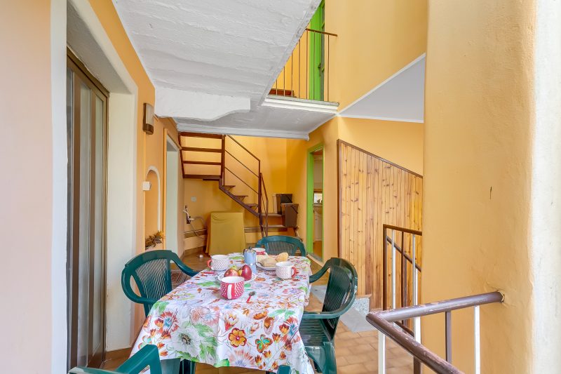 Old Pella: 100m to Lake Orta, Terrace and Views