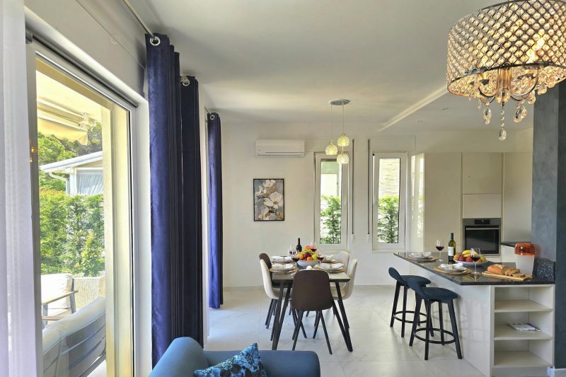 Perla Holiday Homes 276