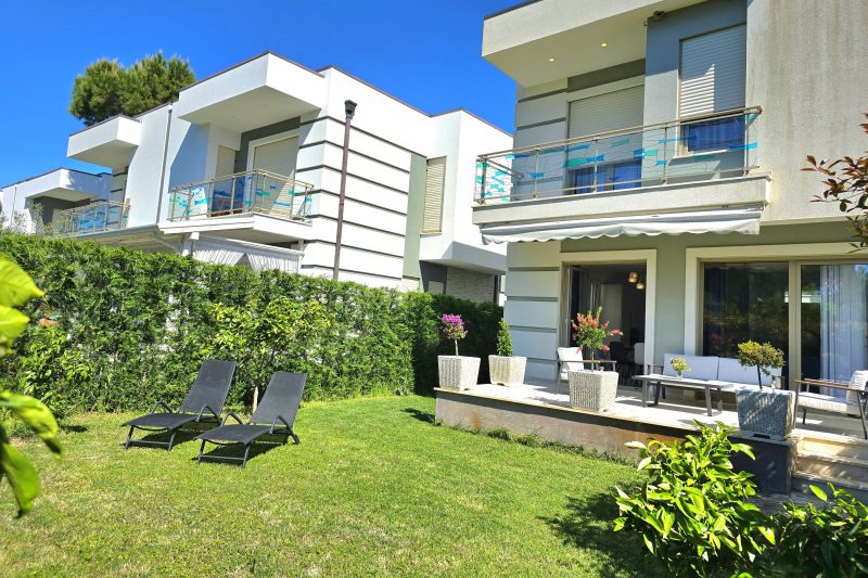 Perla Holiday Homes 276