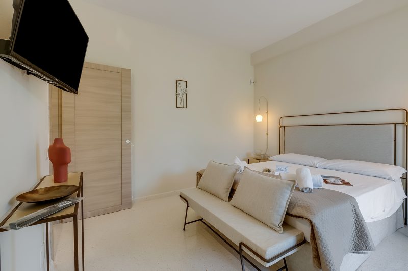 Villa Elysium for 10 with Pool near Gallipoli
