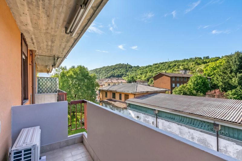 La Dolce Laveno, Balcony Apartment with A/C