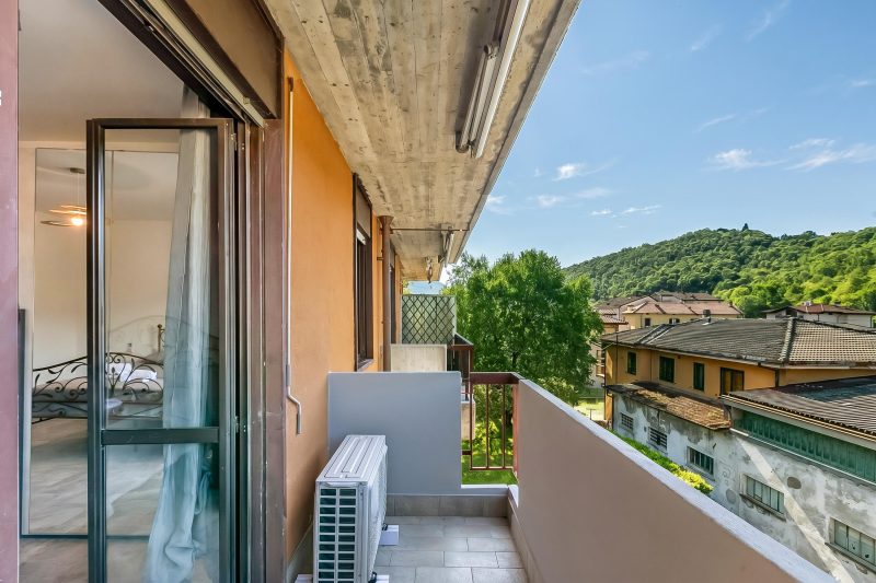 La Dolce Laveno, Balcony Apartment with A/C