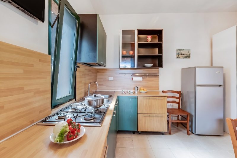 Basilico Among Greenery And Sea - Airco