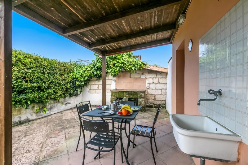 Rosmarino Among Greenery And Sea - Airco