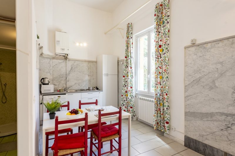 Apartment Vernazzola In Genova