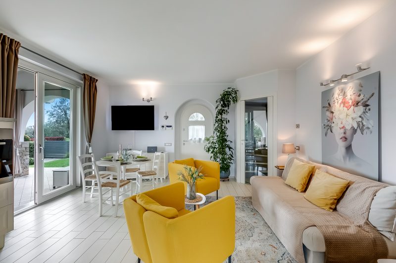 Il Silenzio House- Manerba del Garda Villa with Garden