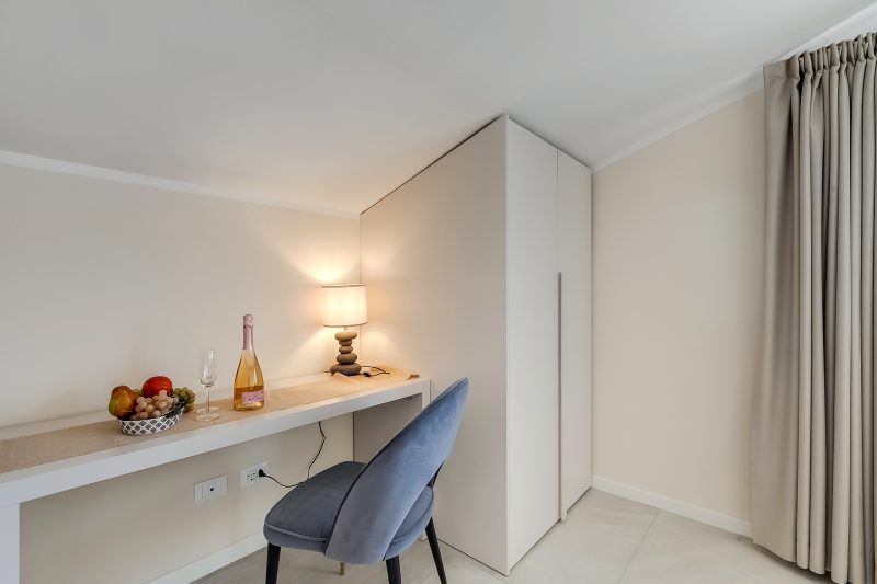 Boutique apartment Venere with Pool