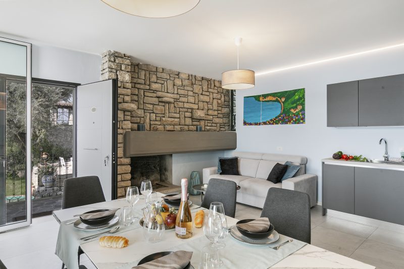 Boutique apartment Giove with Pool