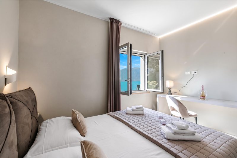 Boutique apartment Nettuno with Pool