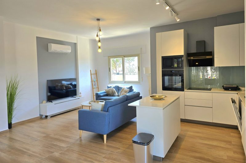 Perla Modern Penthouse 217