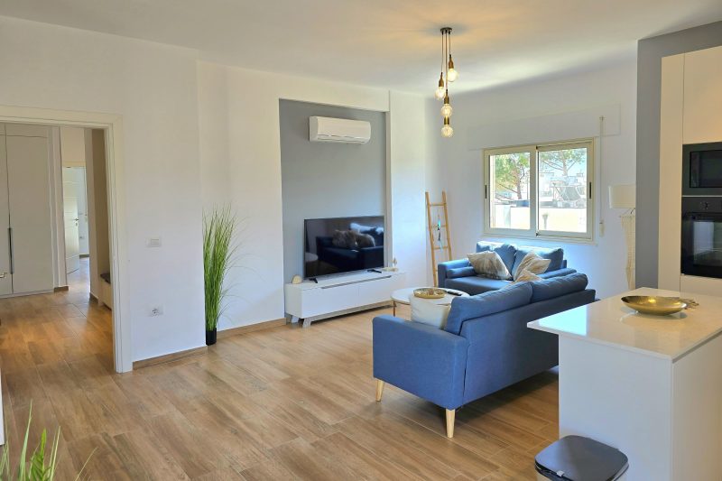 Perla Modern Penthouse 217