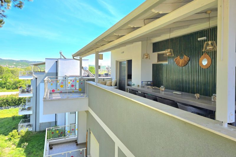 Perla Modern Penthouse 217