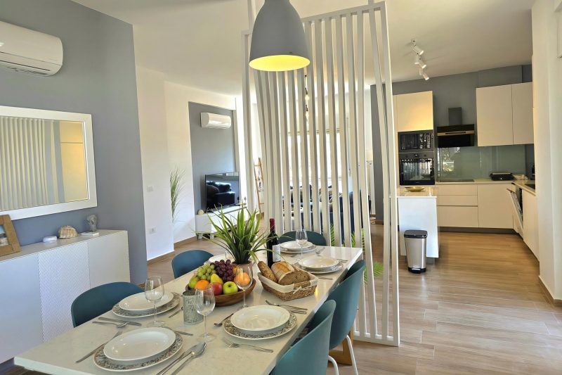 Perla Modern Penthouse 217