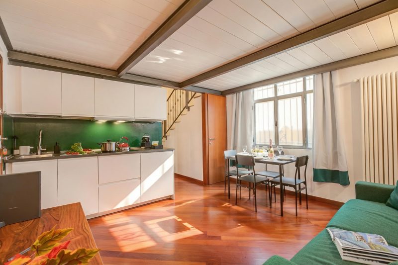 Elegant Loft in CityLife – Wifi - A/C -